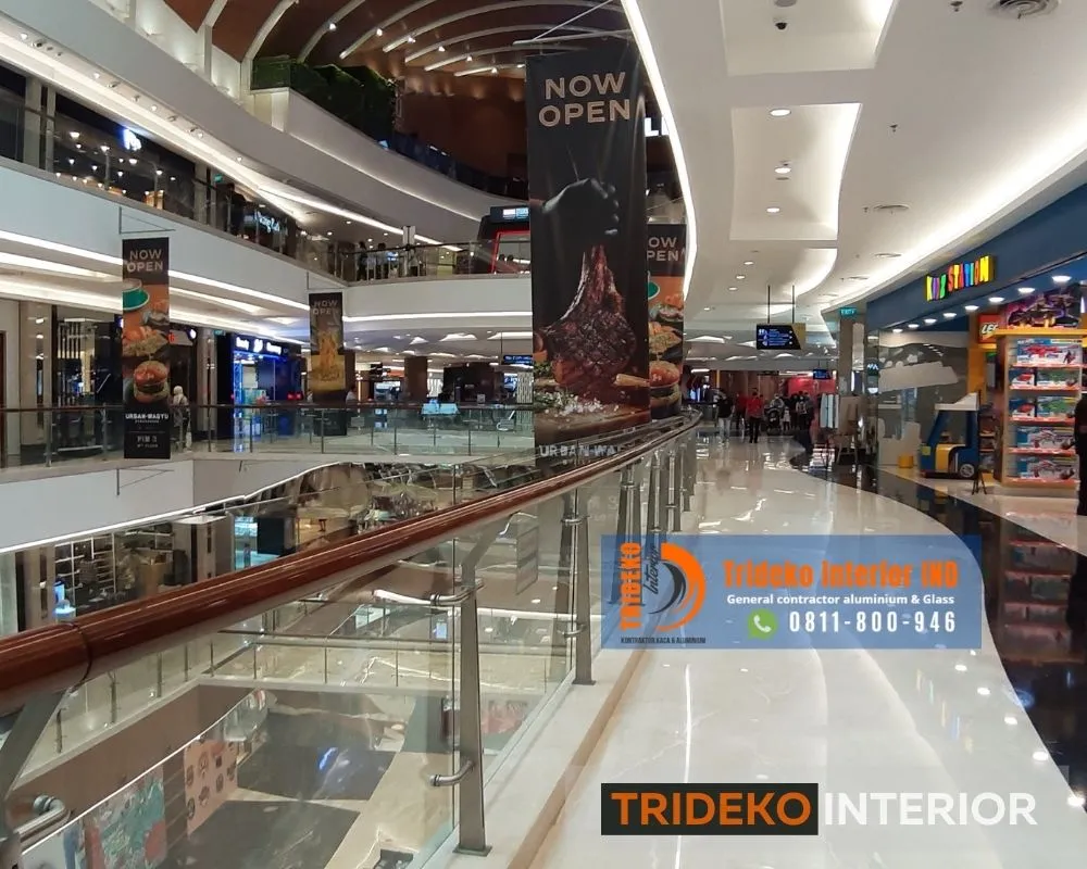 Railing Kaca Solusi Terbaik untuk Mall