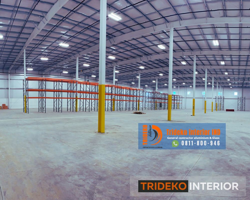 "Trideko Interior: Jasa renovasi gudang murah dan profesional. Desain modern, material berkualitas, dan sistem manajemen efisien. Tingkatkan nilai dan fungsionalitas gudang Anda bersama kami! Hubungi sekarang untuk konsultasi gratis!"