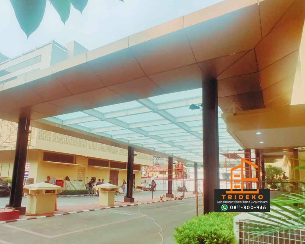 pasang atap kaca gedung