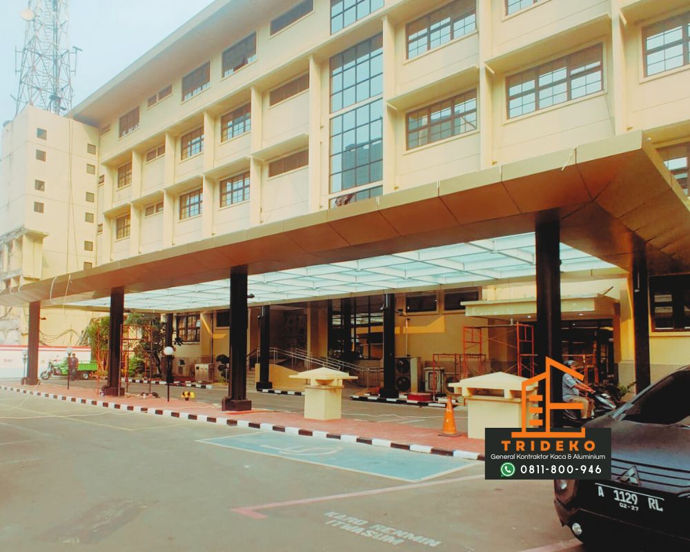 pasang atap kaca gedung