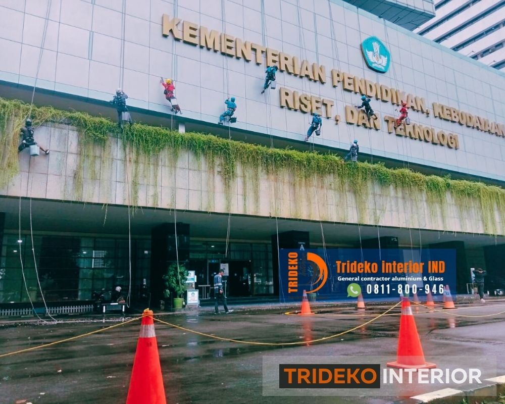 Jasa Cuci ACP Kaca Gedung Jakarta