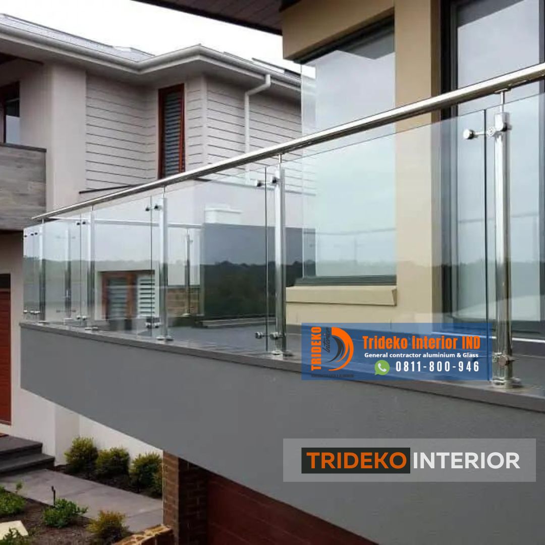 Railing balkon kaca minimalis