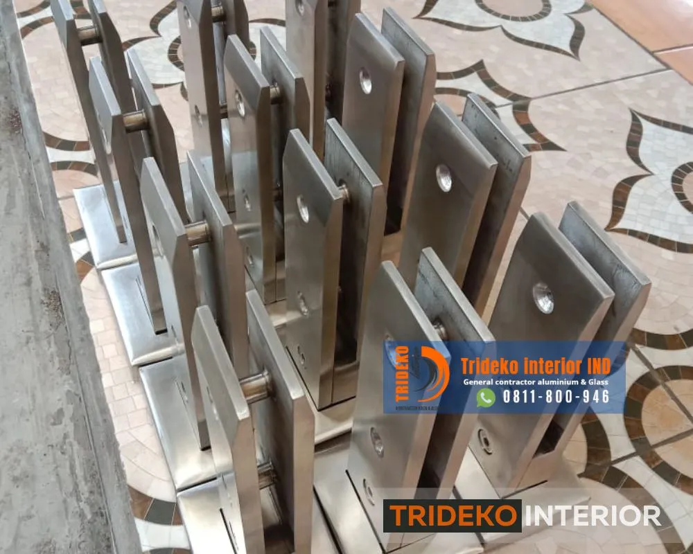 Instalasi Railing Kaca Spigot
